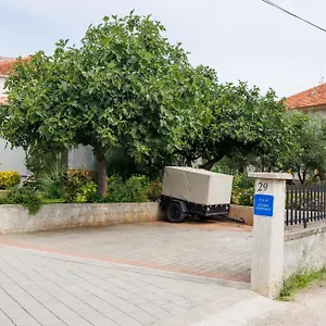 Summer Flower Appartement Zadar